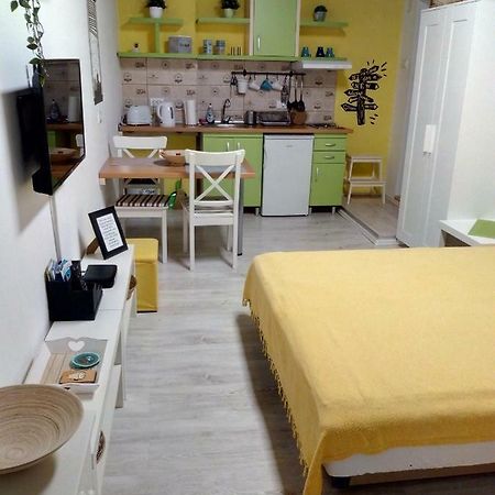 Studio Jolie Daire Novi Sad Dış mekan fotoğraf